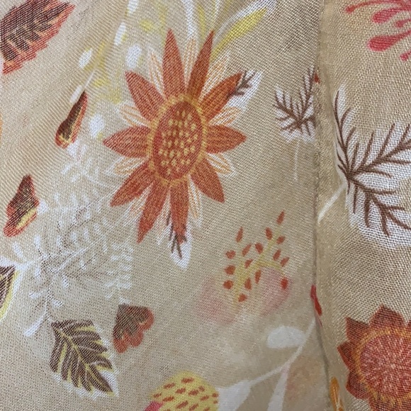 Melifluos 100% viscose Fall light weight scarf OS - Picture 2 of 4